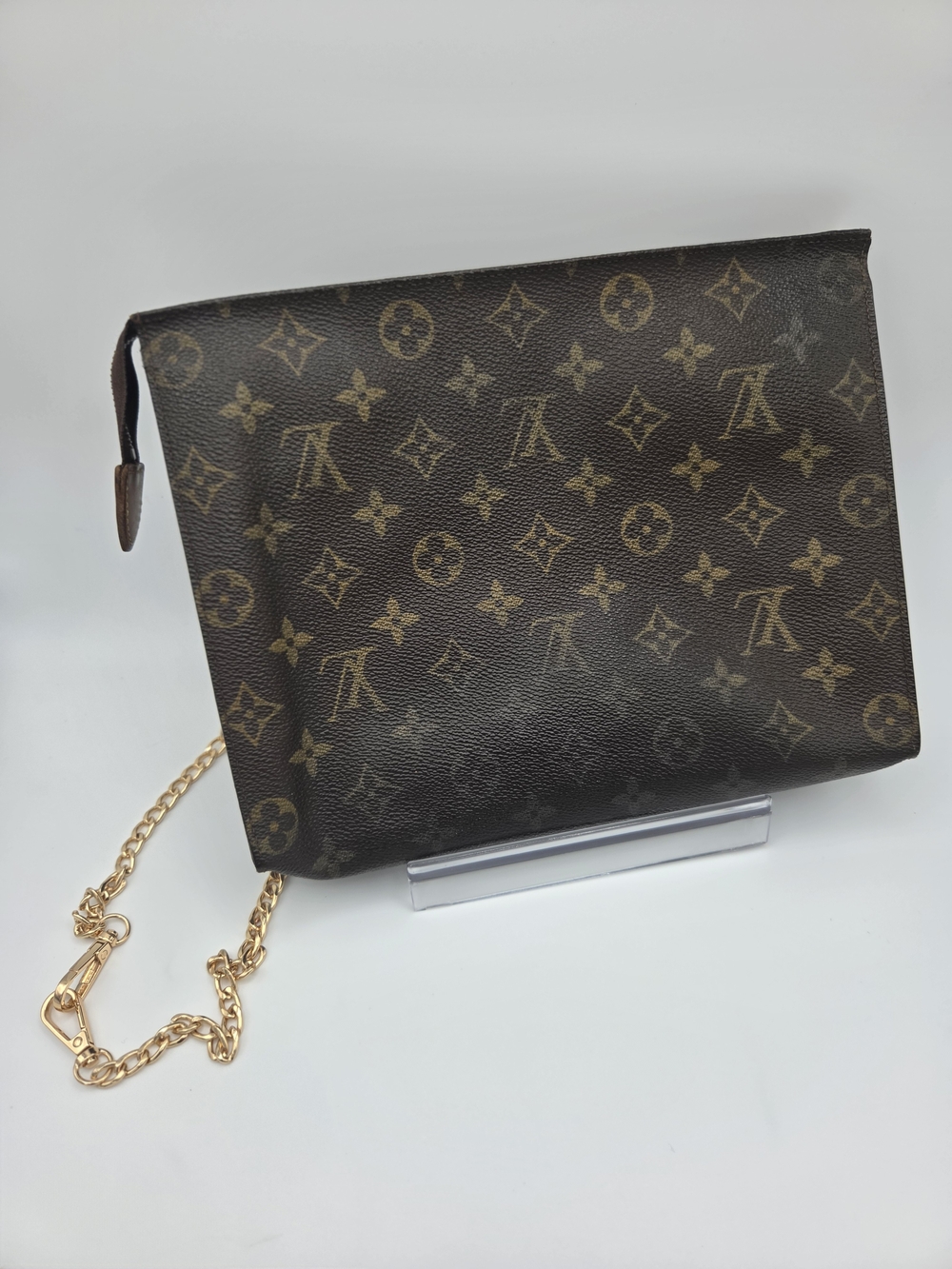 Authentic Louis Vuitton Vintage Monogram Toiletry Pouch 26 Crossbody Bag
